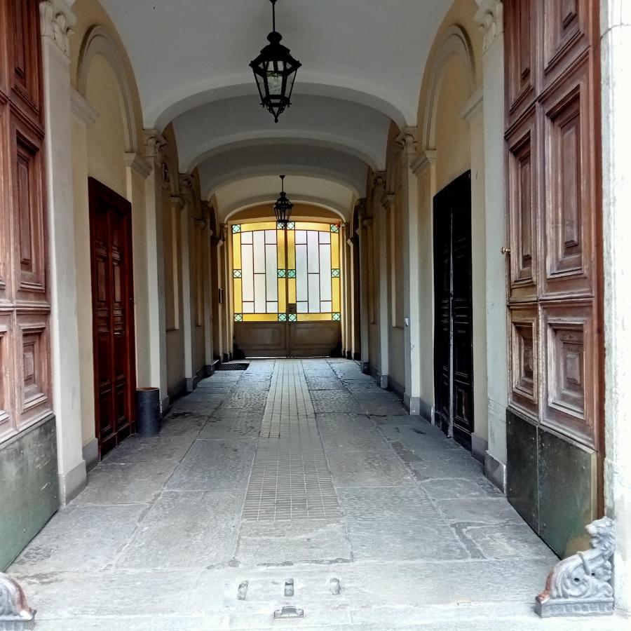 La Mole Apartment Turin Exterior photo